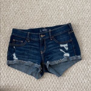 Low rise Hollister shorts